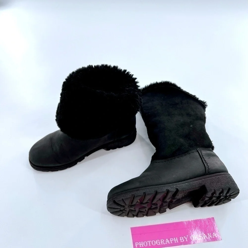 Sorel Black Leather Winter  Pull on Womens Boots size 6